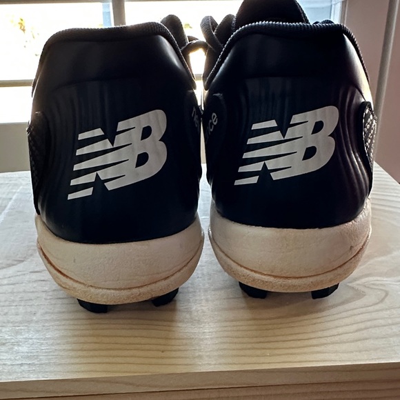Boys WIDE— New Balance Baseball Cleats - Picture 4 of 7